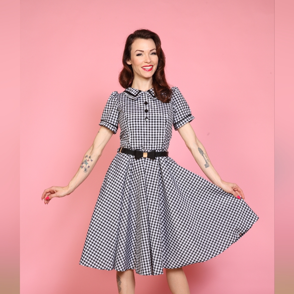 Retro Rockabilly pinup gingham dress